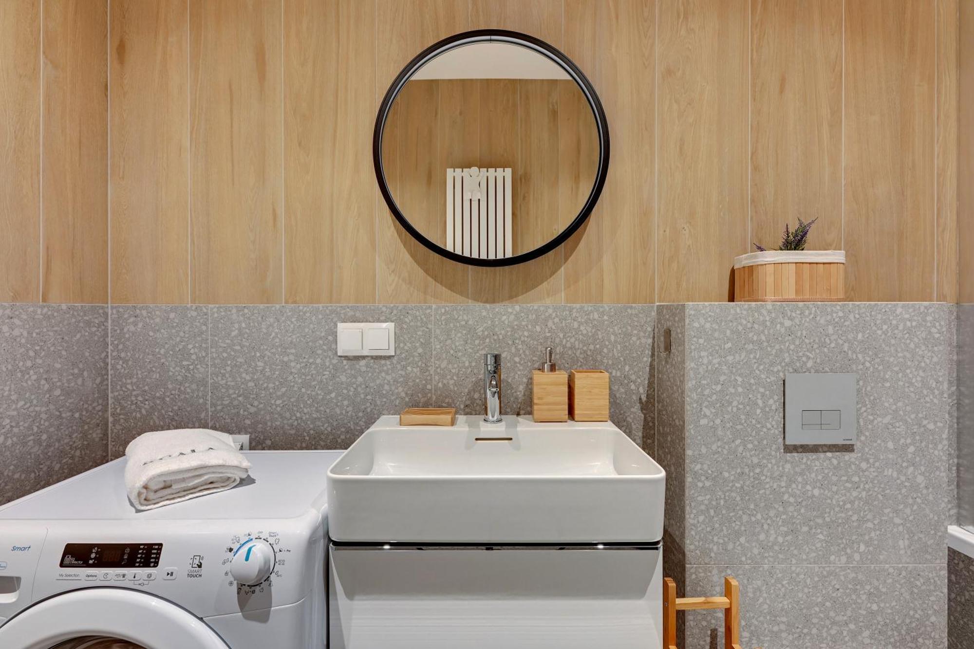 Scala Apartamenty - Helsinki Studio Deluxe z balkonem Gdańsk Buitenkant foto